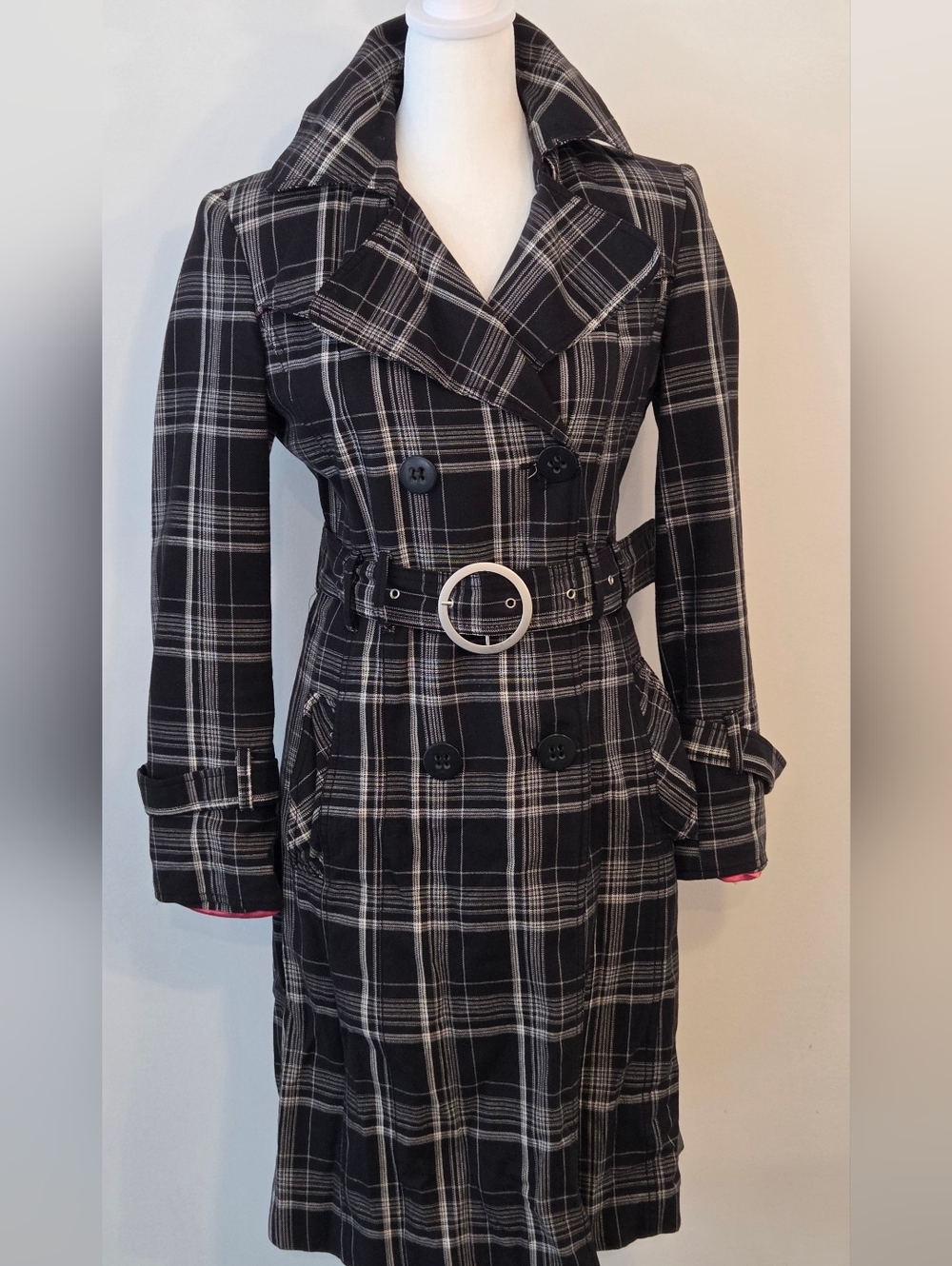 Source Unknown Black and White Plaid Trench Coat with Belt
